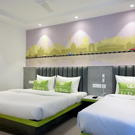 Hotel Le Roi Express Karol Bagh Delhi  Exterior photo
